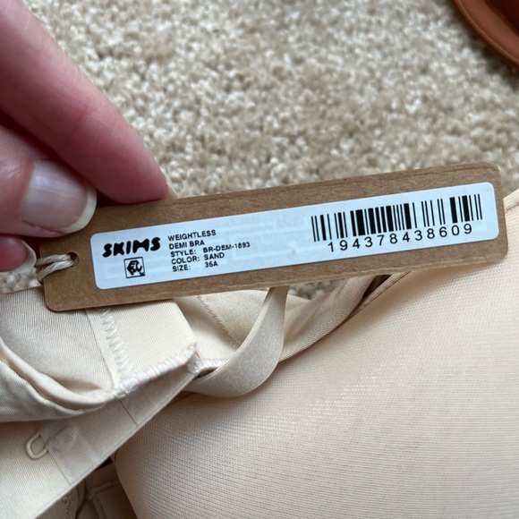 NWT Skims bras - set of 3 36A and 38A - Picture 10 of 11